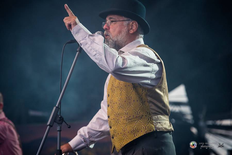 Hrady CZ dorazily na Švihov, sobotu ovládli Chinaski, Rybičky 48 nebo Divokej Bill