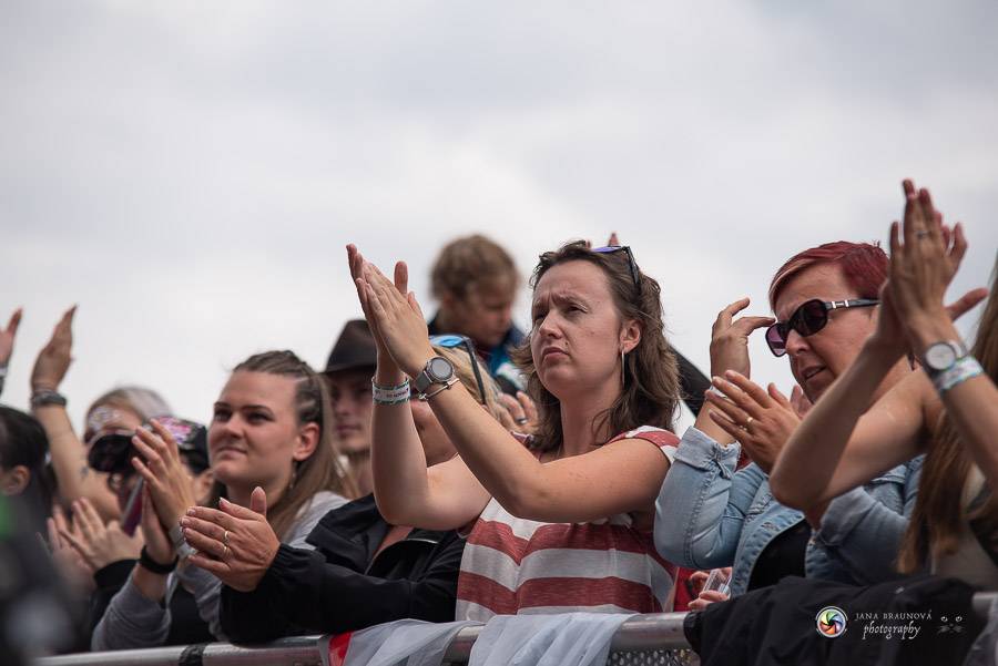 Hrady CZ dorazily na Švihov, sobotu ovládli Chinaski, Rybičky 48 nebo Divokej Bill