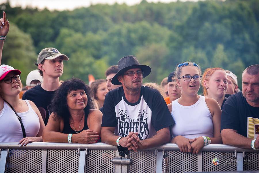 Hrady CZ dorazily na Švihov, sobotu ovládli Chinaski, Rybičky 48 nebo Divokej Bill