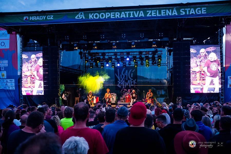 Hrady CZ dorazily na Švihov, sobotu ovládli Chinaski, Rybičky 48 nebo Divokej Bill