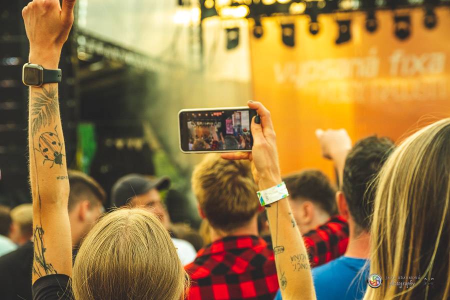 Hrady CZ dorazily na Švihov, sobotu ovládli Chinaski, Rybičky 48 nebo Divokej Bill