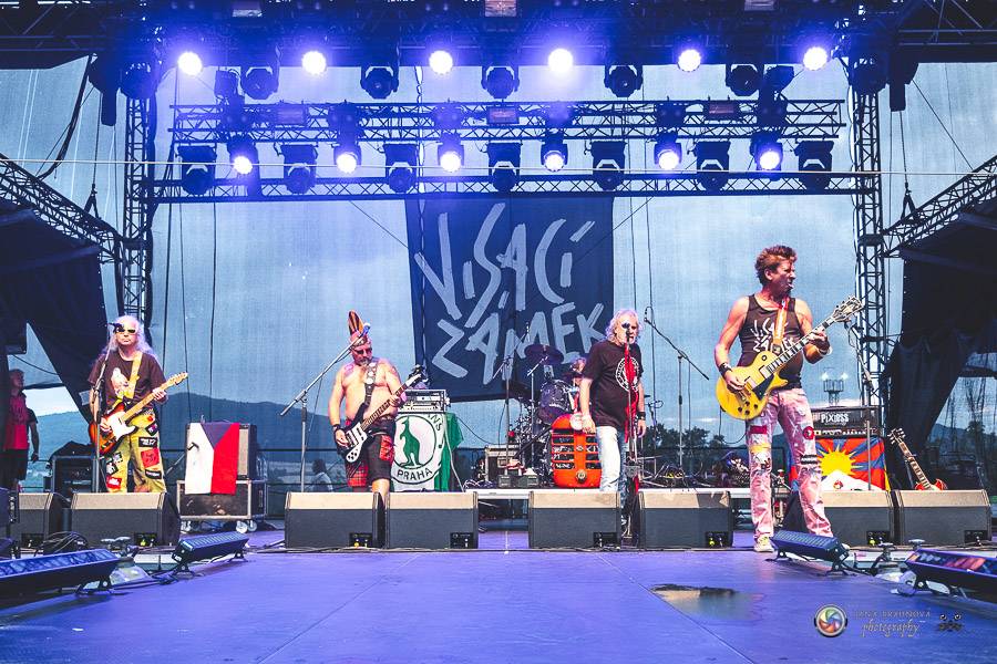 Hrady CZ dorazily na Švihov, sobotu ovládli Chinaski, Rybičky 48 nebo Divokej Bill