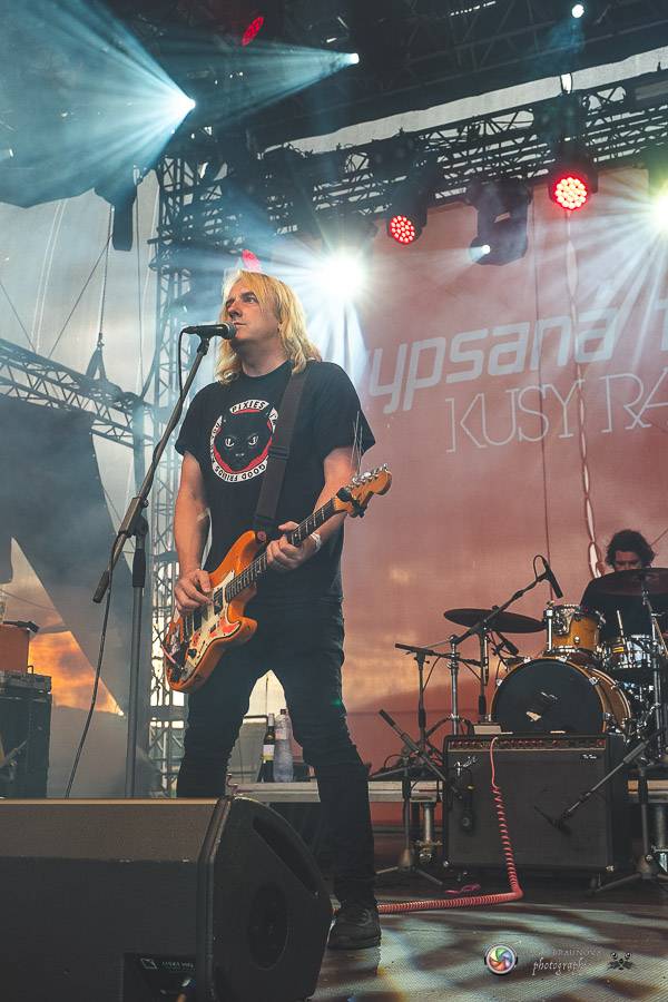 Hrady CZ dorazily na Švihov, sobotu ovládli Chinaski, Rybičky 48 nebo Divokej Bill