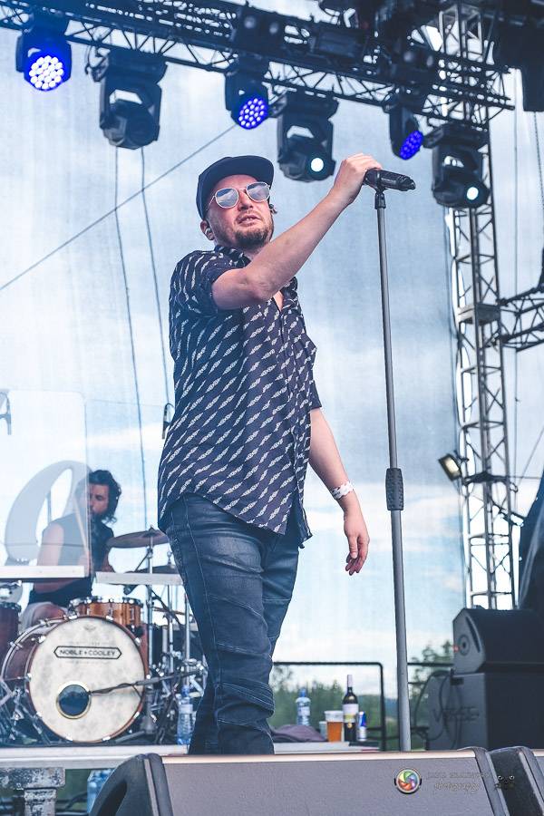 Hrady CZ dorazily na Švihov, sobotu ovládli Chinaski, Rybičky 48 nebo Divokej Bill