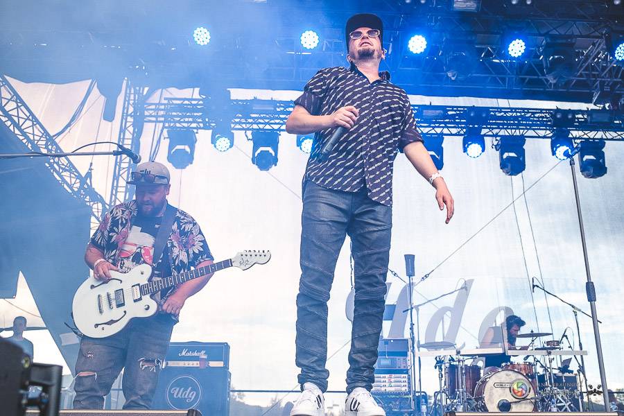 Hrady CZ dorazily na Švihov, sobotu ovládli Chinaski, Rybičky 48 nebo Divokej Bill