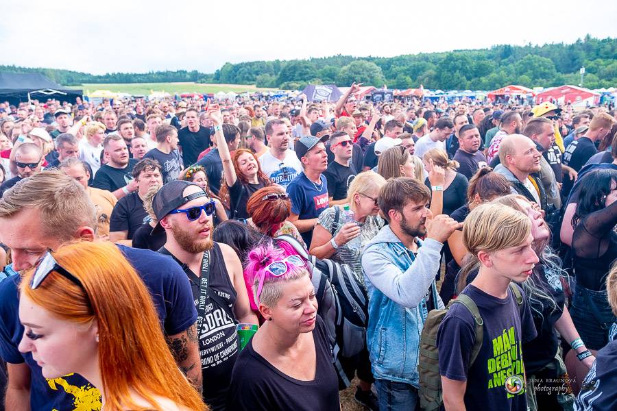 Hrady CZ dorazily na Švihov, sobotu ovládli Chinaski, Rybičky 48 nebo Divokej Bill