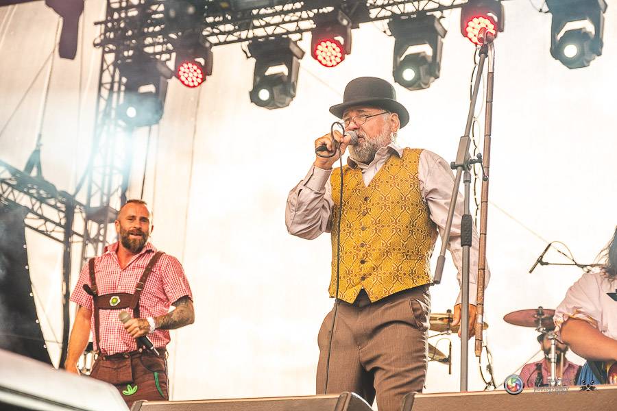 Hrady CZ dorazily na Švihov, sobotu ovládli Chinaski, Rybičky 48 nebo Divokej Bill