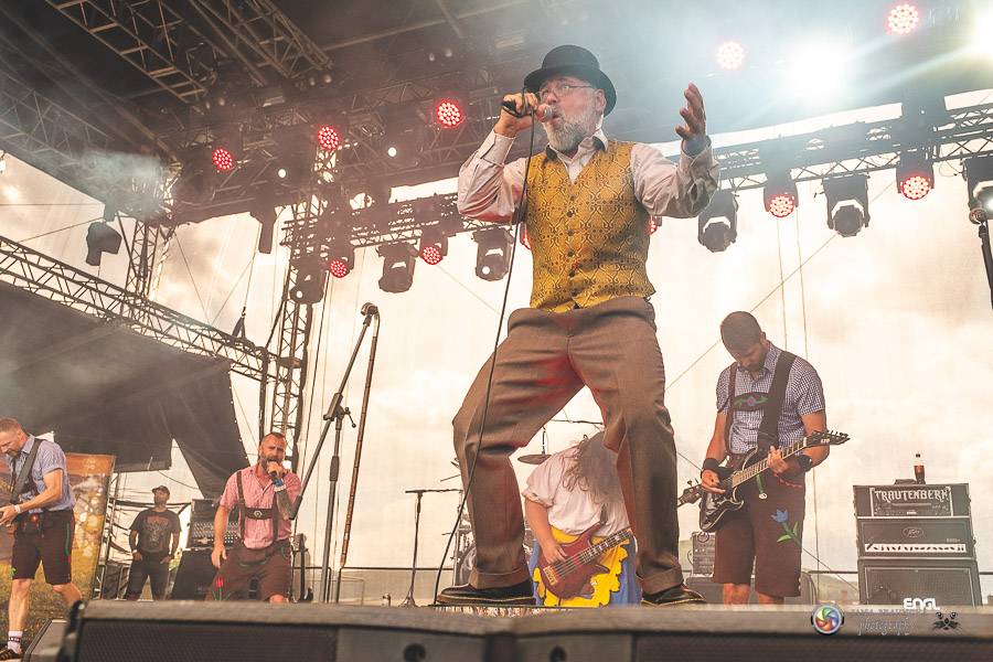 Hrady CZ dorazily na Švihov, sobotu ovládli Chinaski, Rybičky 48 nebo Divokej Bill