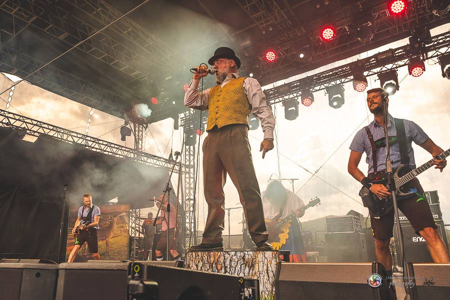 Hrady CZ dorazily na Švihov, sobotu ovládli Chinaski, Rybičky 48 nebo Divokej Bill