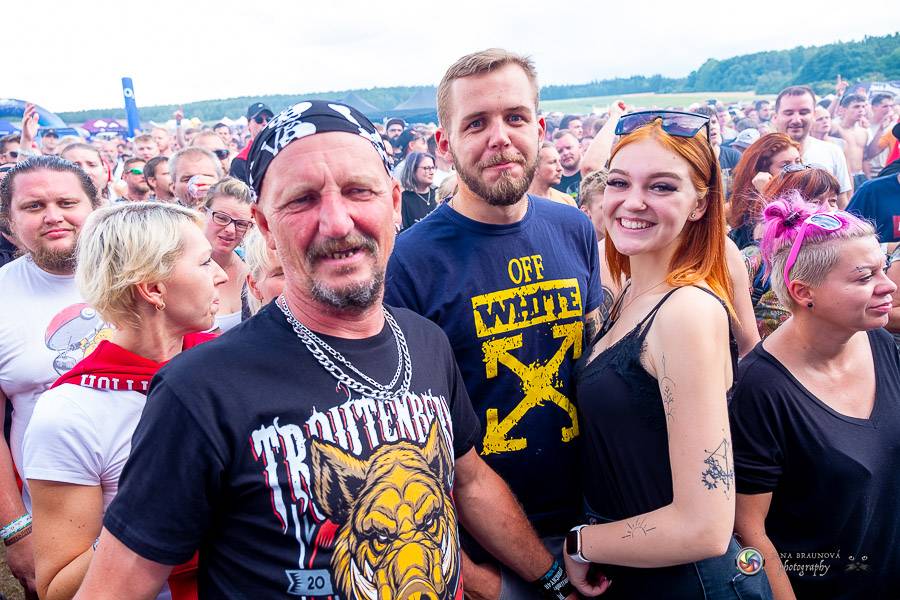 Hrady CZ dorazily na Švihov, sobotu ovládli Chinaski, Rybičky 48 nebo Divokej Bill