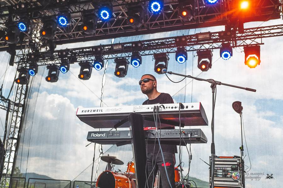 Hrady CZ dorazily na Švihov, sobotu ovládli Chinaski, Rybičky 48 nebo Divokej Bill