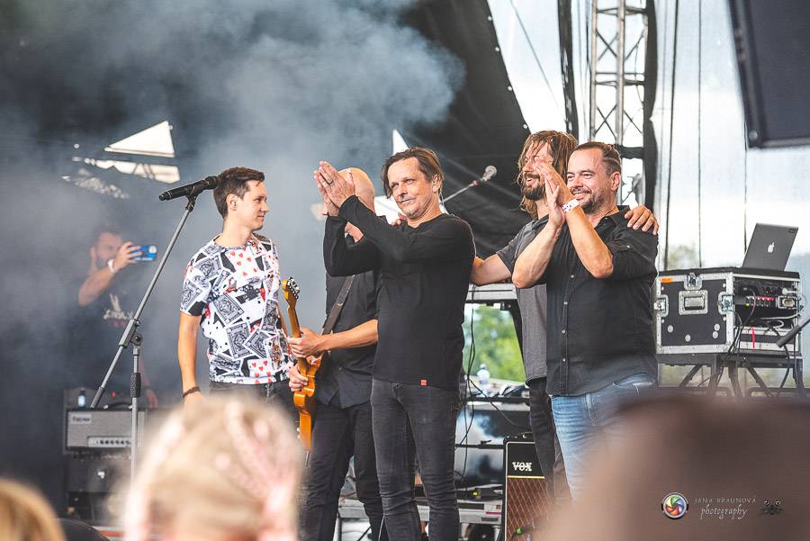 Hrady CZ dorazily na Švihov, sobotu ovládli Chinaski, Rybičky 48 nebo Divokej Bill