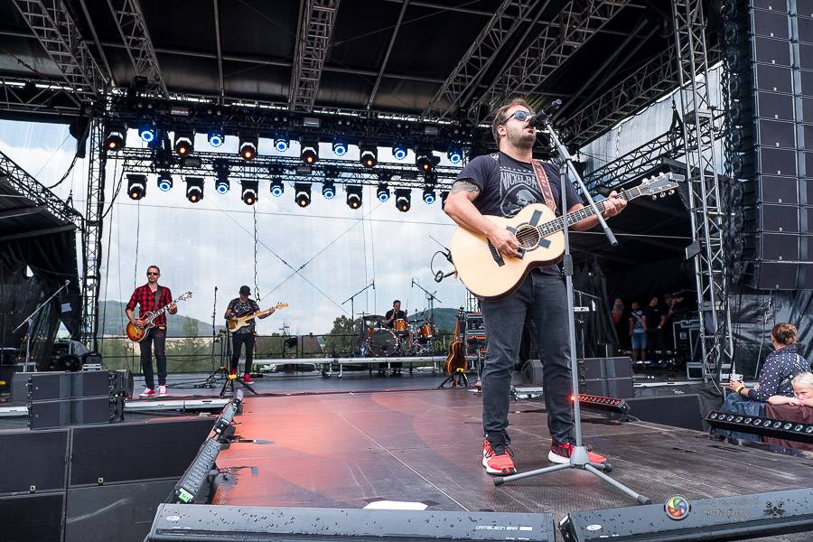 Hrady CZ dorazily na Švihov, sobotu ovládli Chinaski, Rybičky 48 nebo Divokej Bill