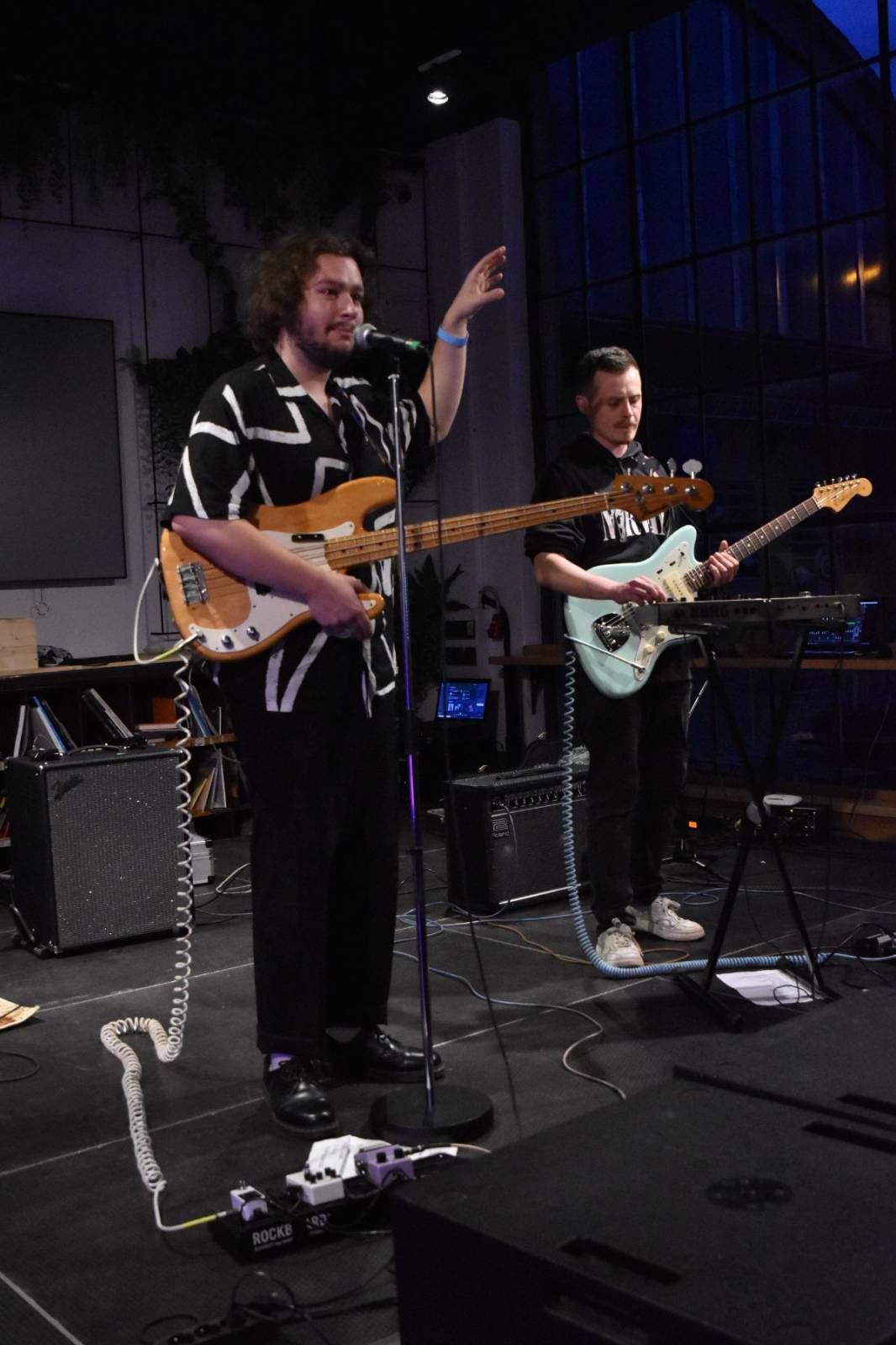 The Valentines oscilující mezi osmdesátkovou estetikou a současným kytarovým popem dorazili do Plzně