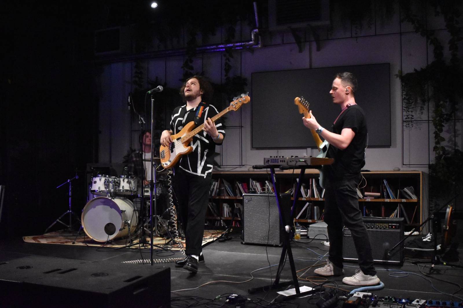 The Valentines oscilující mezi osmdesátkovou estetikou a současným kytarovým popem dorazili do Plzně