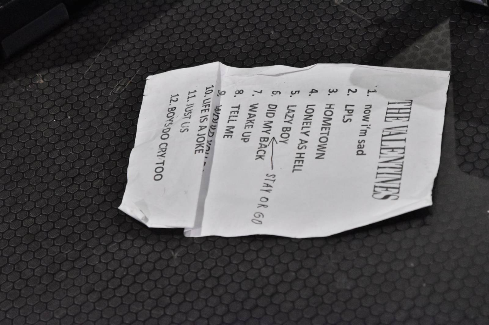 The Valentines oscilující mezi osmdesátkovou estetikou a současným kytarovým popem dorazili do Plzně