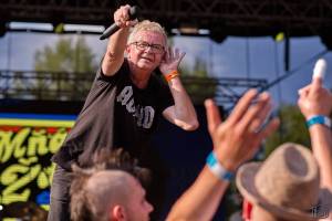 Keltská noc první den přivítala Mňágu a Žďorp i SPS, Trautenberk zaplavily podprsenky