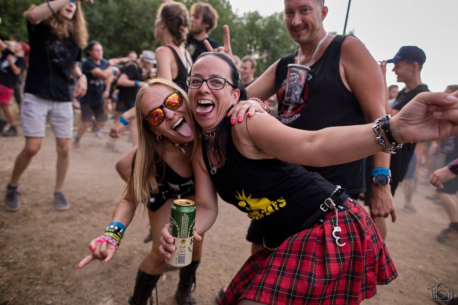 Keltská noc první den přivítala Mňágu a Žďorp i SPS, Trautenberk zaplavily podprsenky