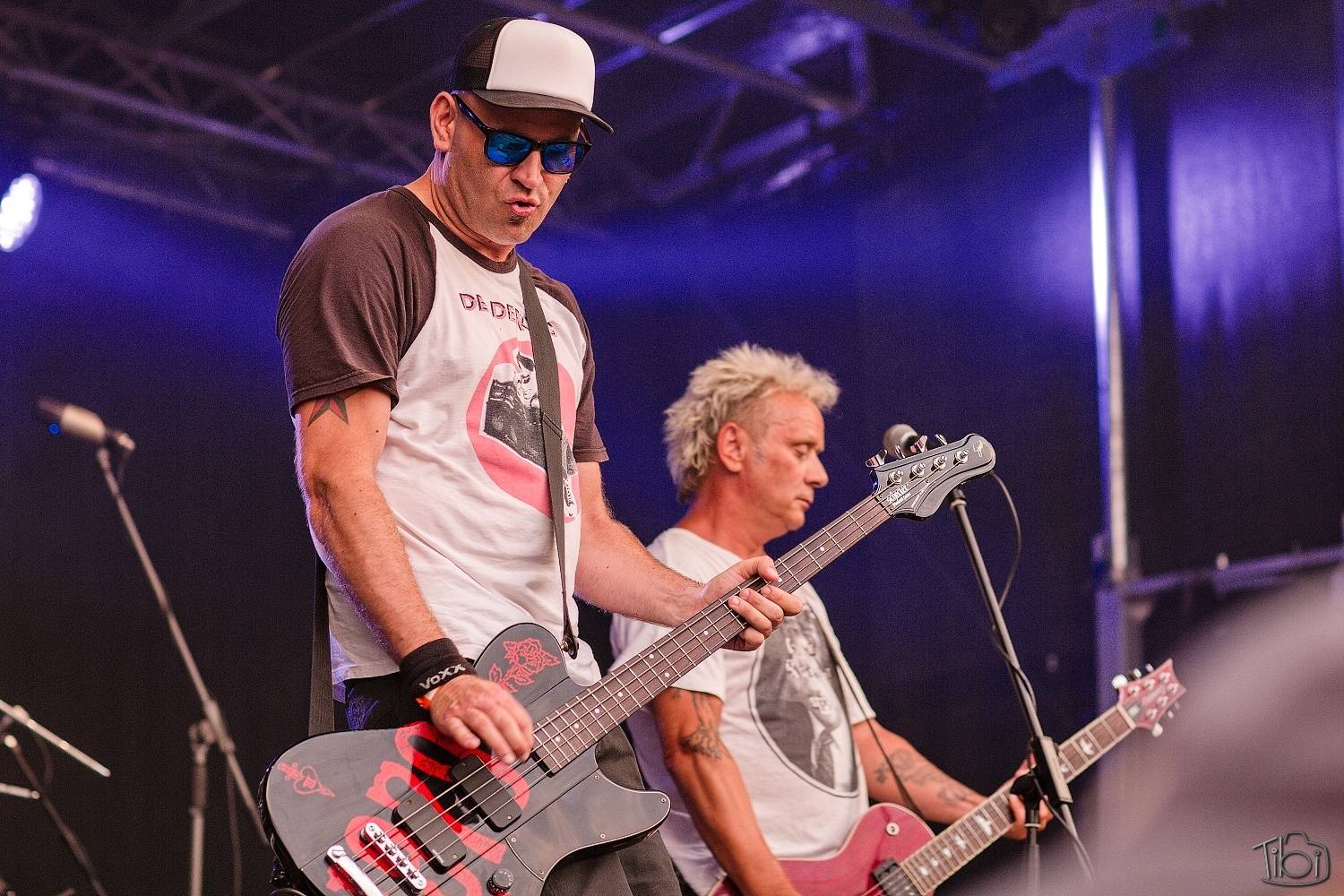 Keltská noc první den přivítala Mňágu a Žďorp i SPS, Trautenberk zaplavily podprsenky