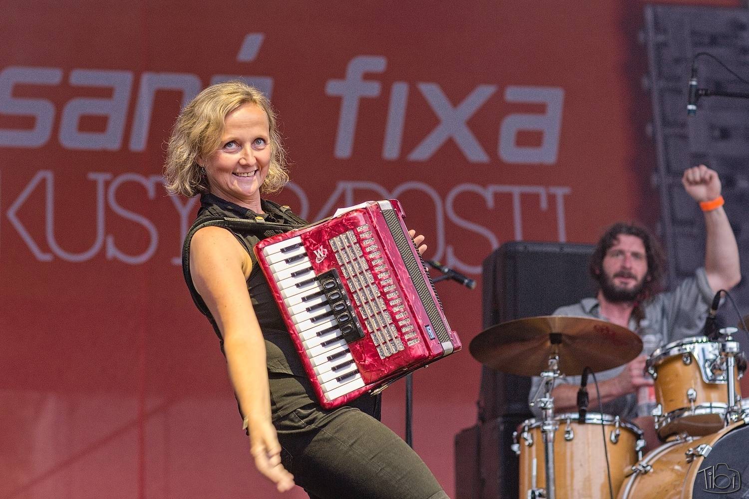 Keltská noc první den přivítala Mňágu a Žďorp i SPS, Trautenberk zaplavily podprsenky