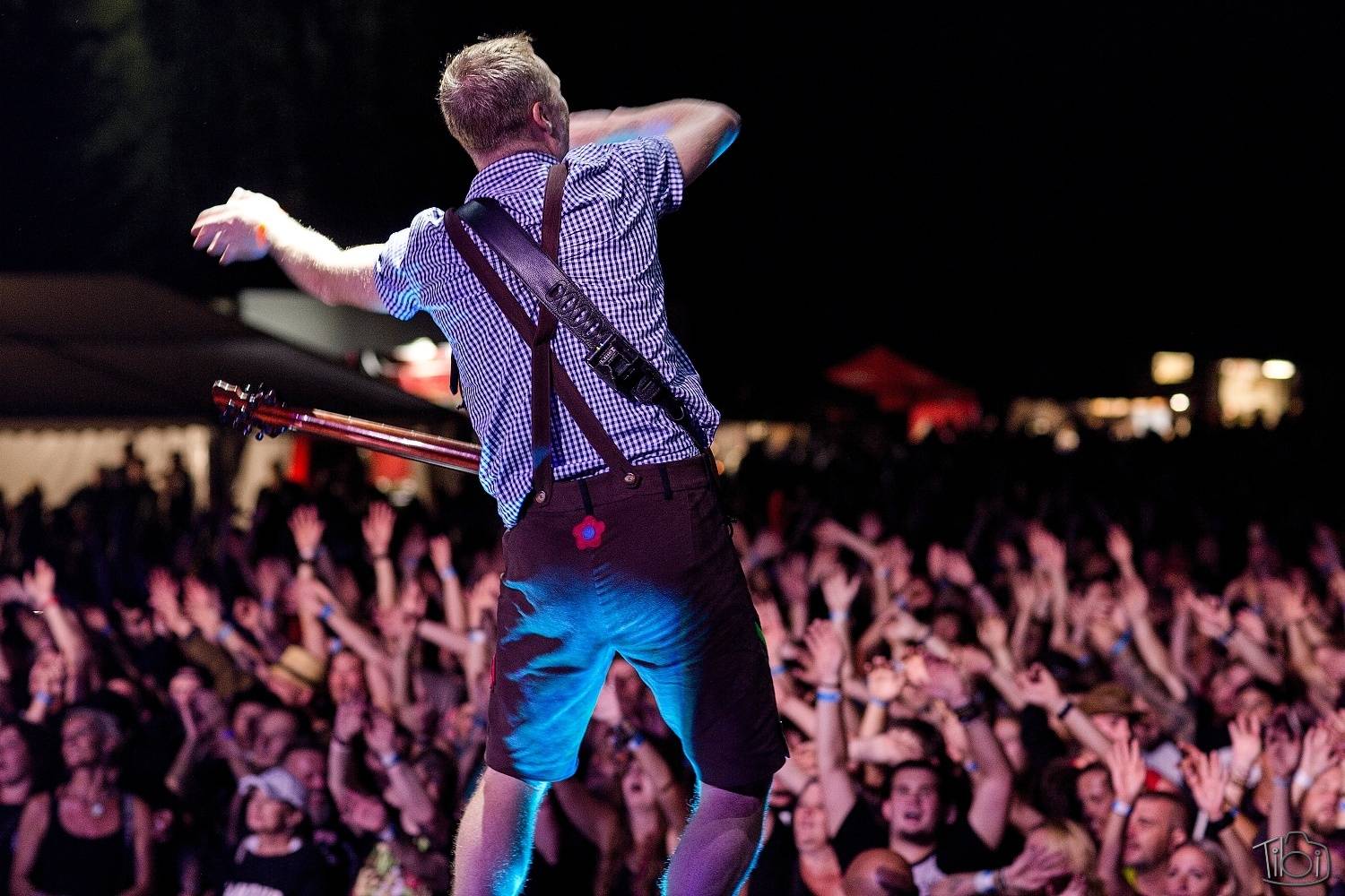 Keltská noc první den přivítala Mňágu a Žďorp i SPS, Trautenberk zaplavily podprsenky