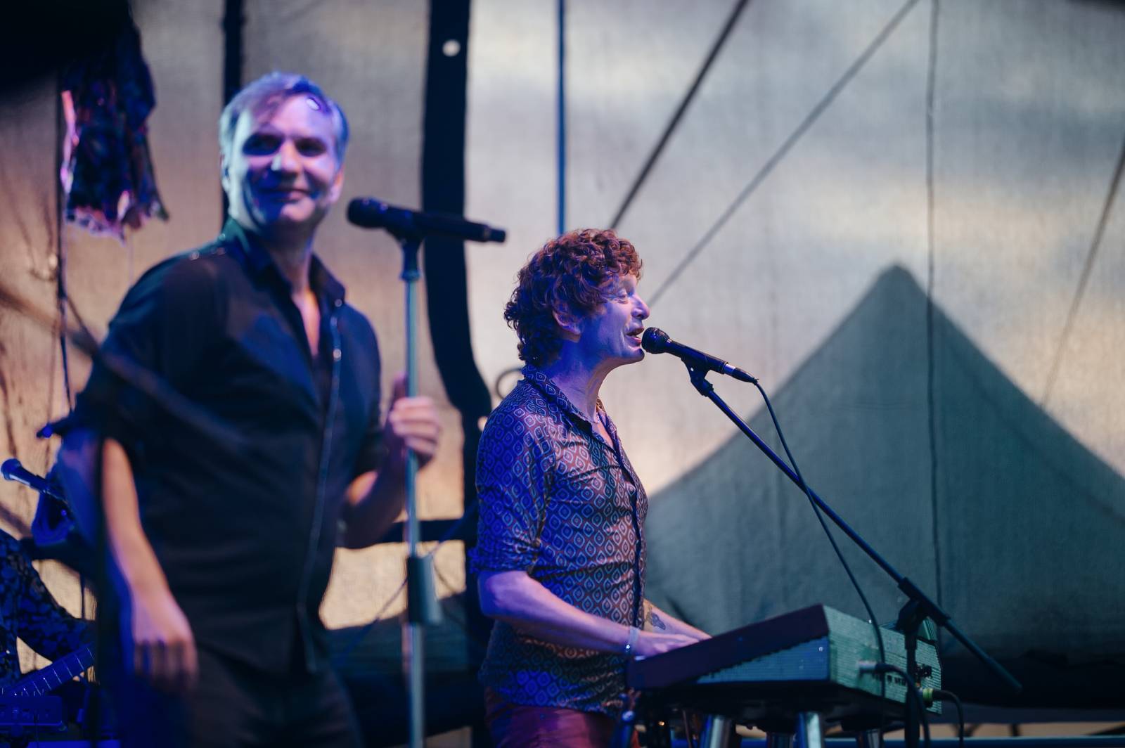 Mig 21 hráli ve vinařství Lahofer, na pódiu jim přistál rekordní počet kalhotek