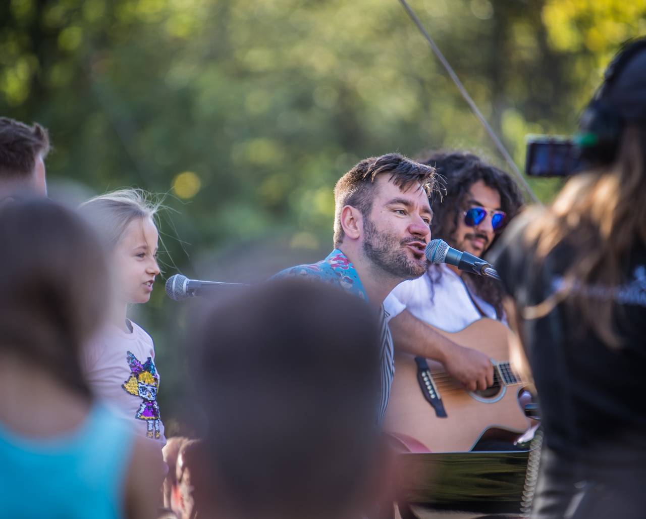 Marek Ztracený dorazil se svým Tour do Plzně, přivezl Elizabeth Kopeckou i Richarda Genzera