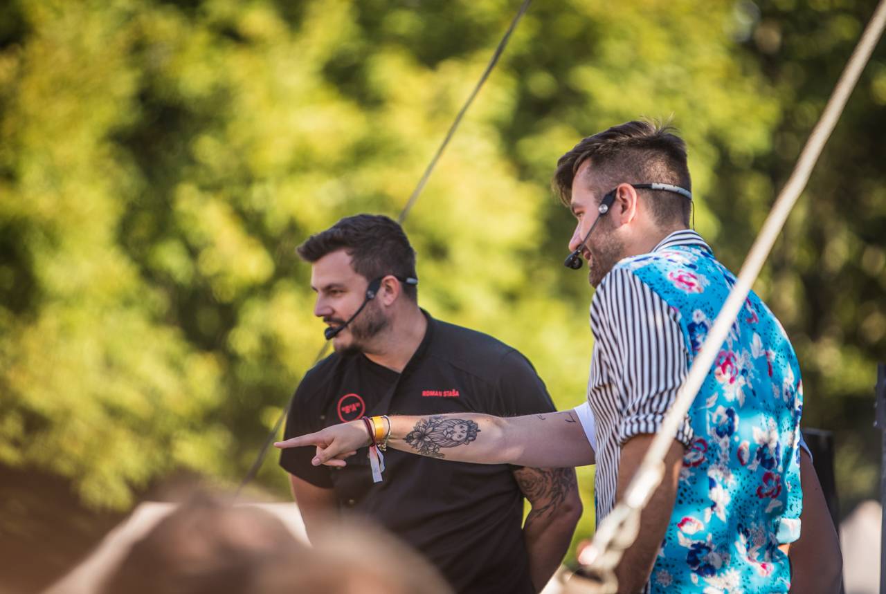 Marek Ztracený dorazil se svým Tour do Plzně, přivezl Elizabeth Kopeckou i Richarda Genzera