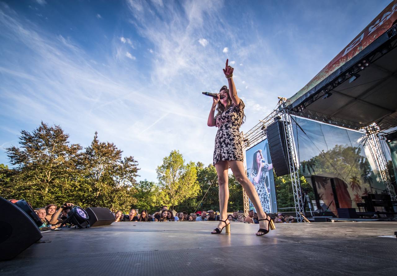 Marek Ztracený dorazil se svým Tour do Plzně, přivezl Elizabeth Kopeckou i Richarda Genzera