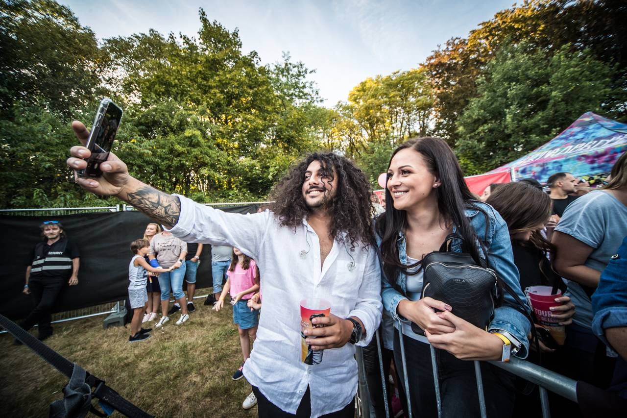 Marek Ztracený dorazil se svým Tour do Plzně, přivezl Elizabeth Kopeckou i Richarda Genzera