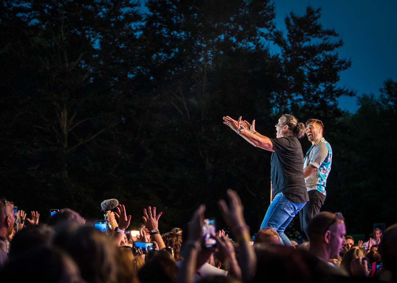 Marek Ztracený dorazil se svým Tour do Plzně, přivezl Elizabeth Kopeckou i Richarda Genzera