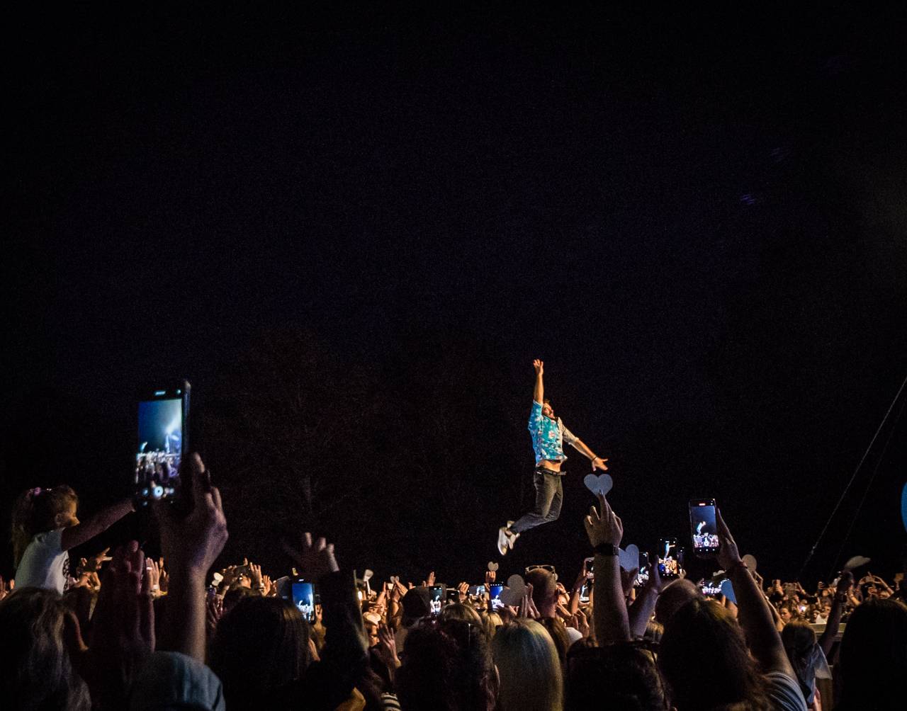 Marek Ztracený dorazil se svým Tour do Plzně, přivezl Elizabeth Kopeckou i Richarda Genzera