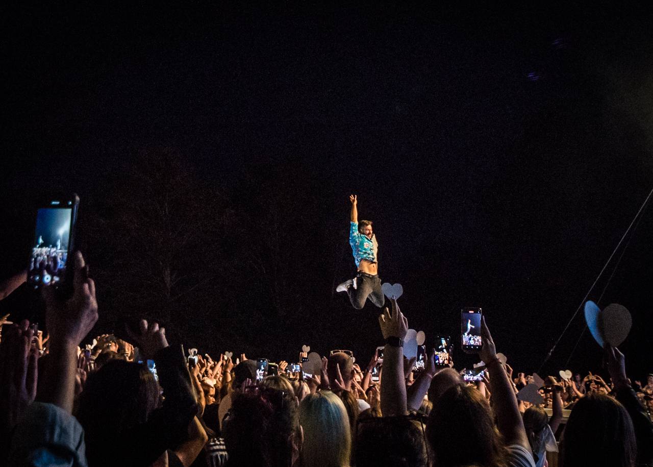 Marek Ztracený dorazil se svým Tour do Plzně, přivezl Elizabeth Kopeckou i Richarda Genzera