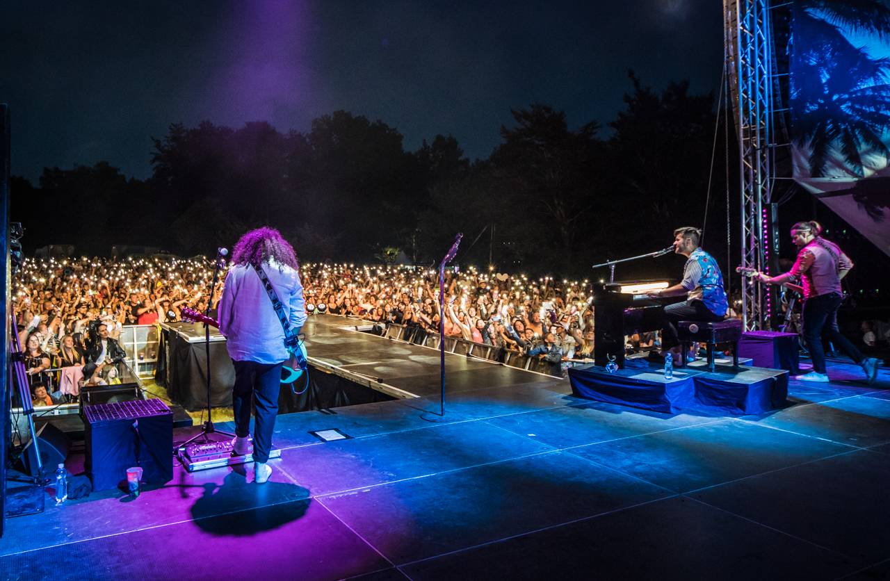 Marek Ztracený dorazil se svým Tour do Plzně, přivezl Elizabeth Kopeckou i Richarda Genzera