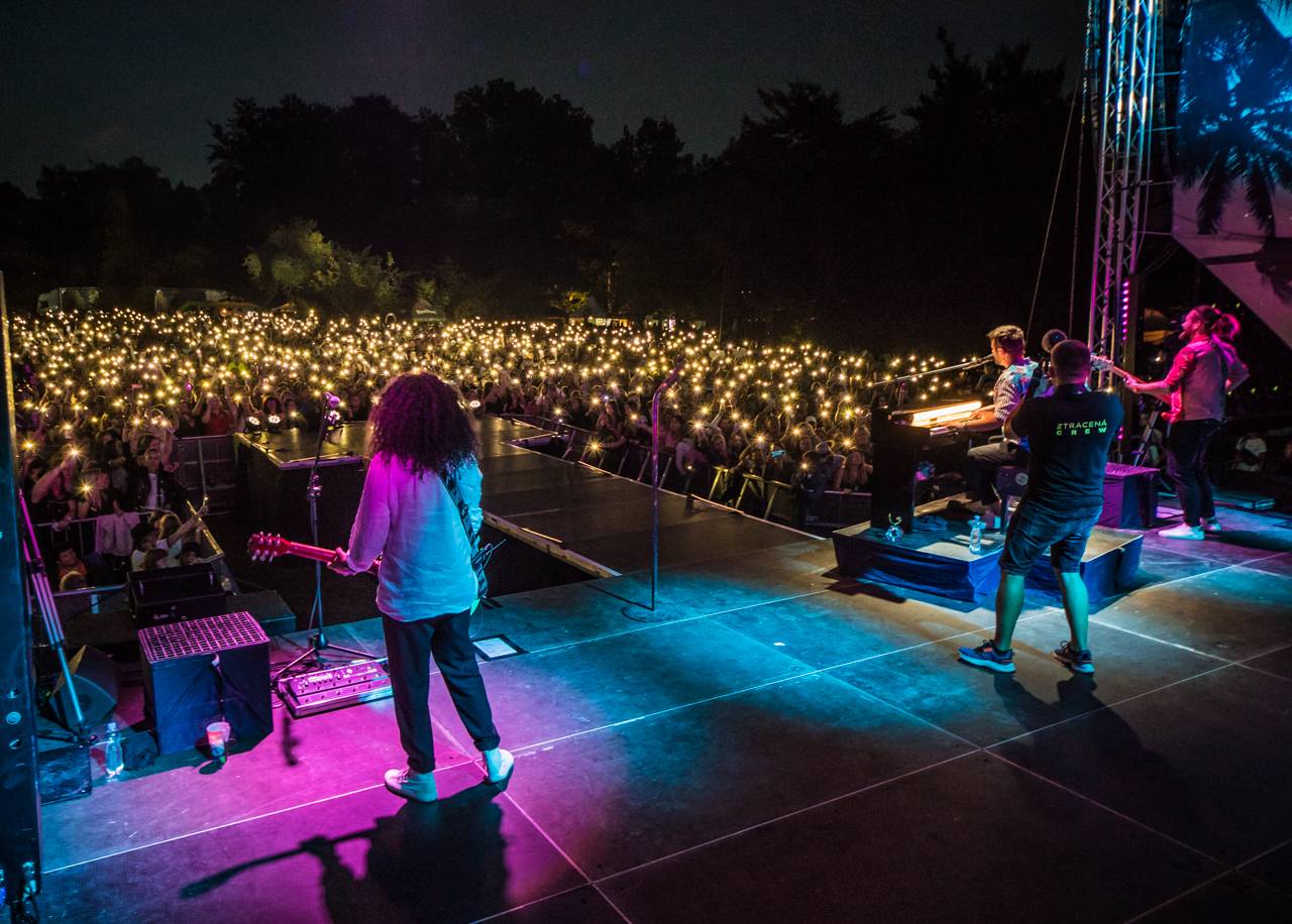 Marek Ztracený dorazil se svým Tour do Plzně, přivezl Elizabeth Kopeckou i Richarda Genzera