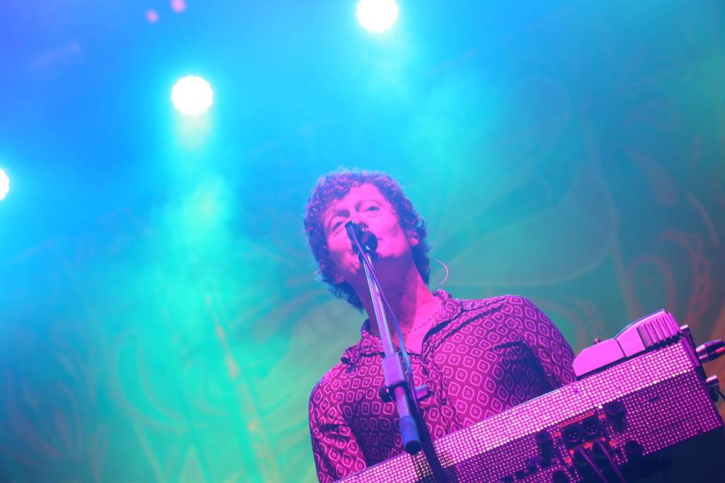 Hrady CZ v Rožmberku nad Vltavou poznamenala bouřka. Zahráli Divokej Bill, UDG i Tomáš Klus