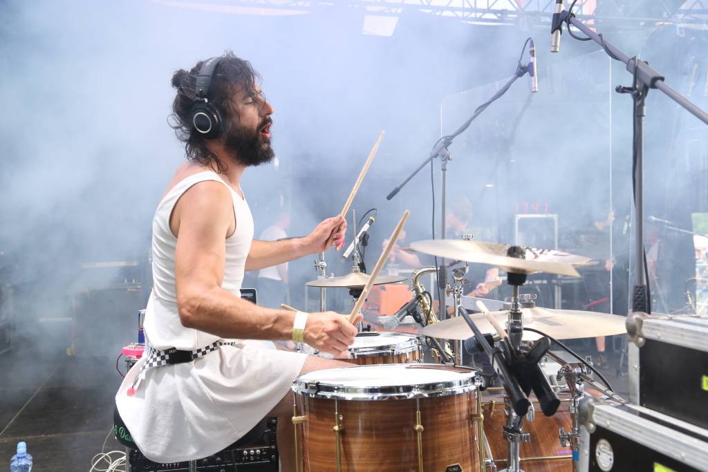 Hrady CZ v Rožmberku nad Vltavou poznamenala bouřka. Zahráli Divokej Bill, UDG i Tomáš Klus