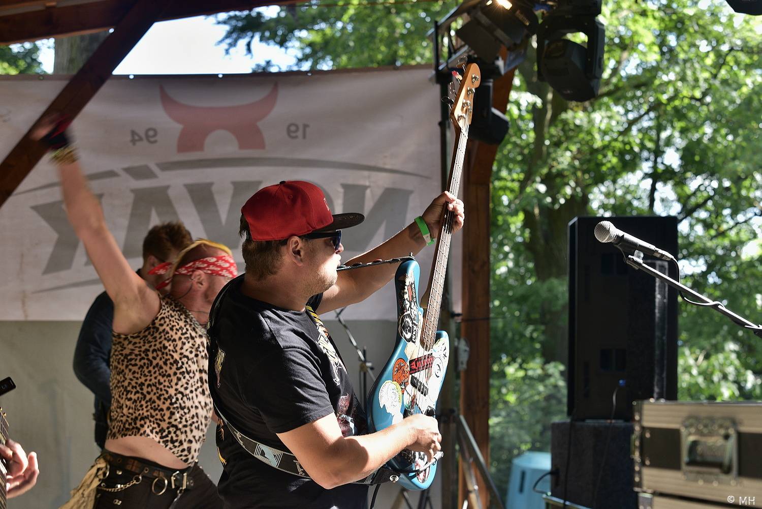 Prasofest přivezl do Vlčtejna Plexis, Záviše nebo Cocotte Minute