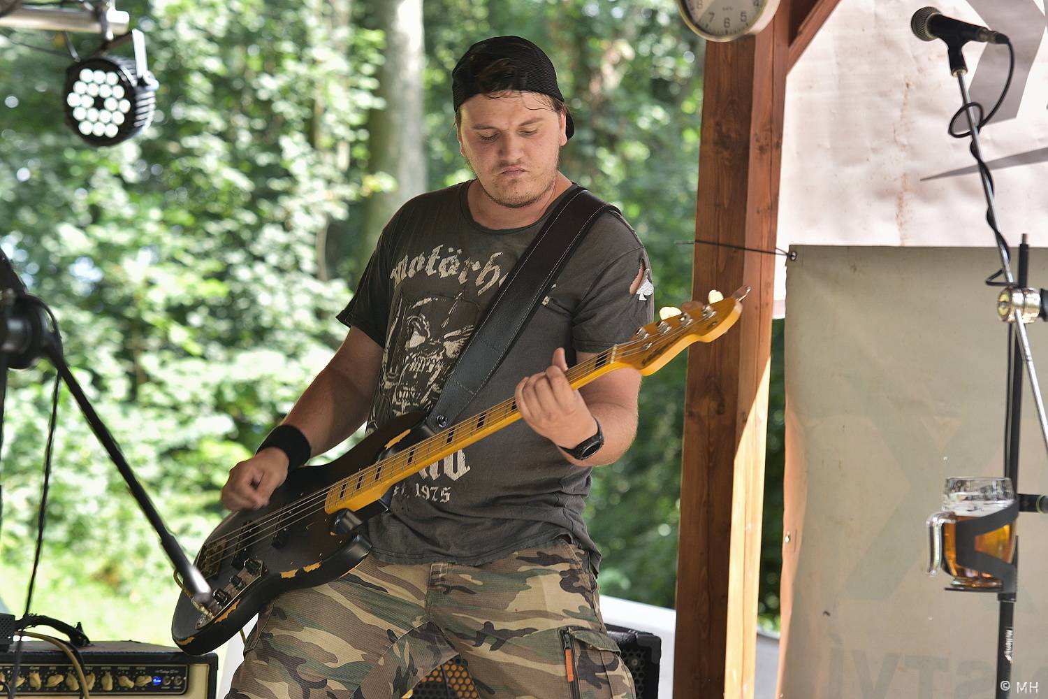 Prasofest přivezl do Vlčtejna Plexis, Záviše nebo Cocotte Minute