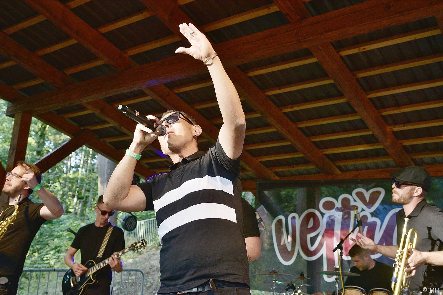 Prasofest přivezl do Vlčtejna Plexis, Záviše nebo Cocotte Minute