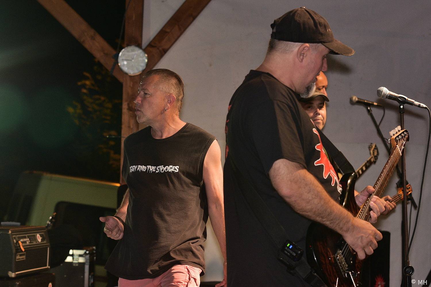 Prasofest přivezl do Vlčtejna Plexis, Záviše nebo Cocotte Minute