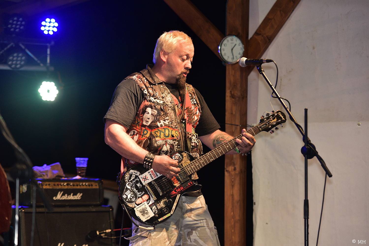 Prasofest přivezl do Vlčtejna Plexis, Záviše nebo Cocotte Minute