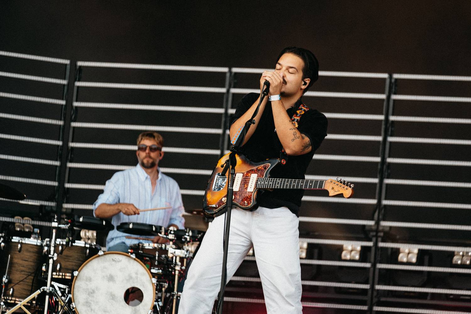 Sziget festival zahájili Dua Lipa, Nova Twins, Milky Chance i Remi Wolf