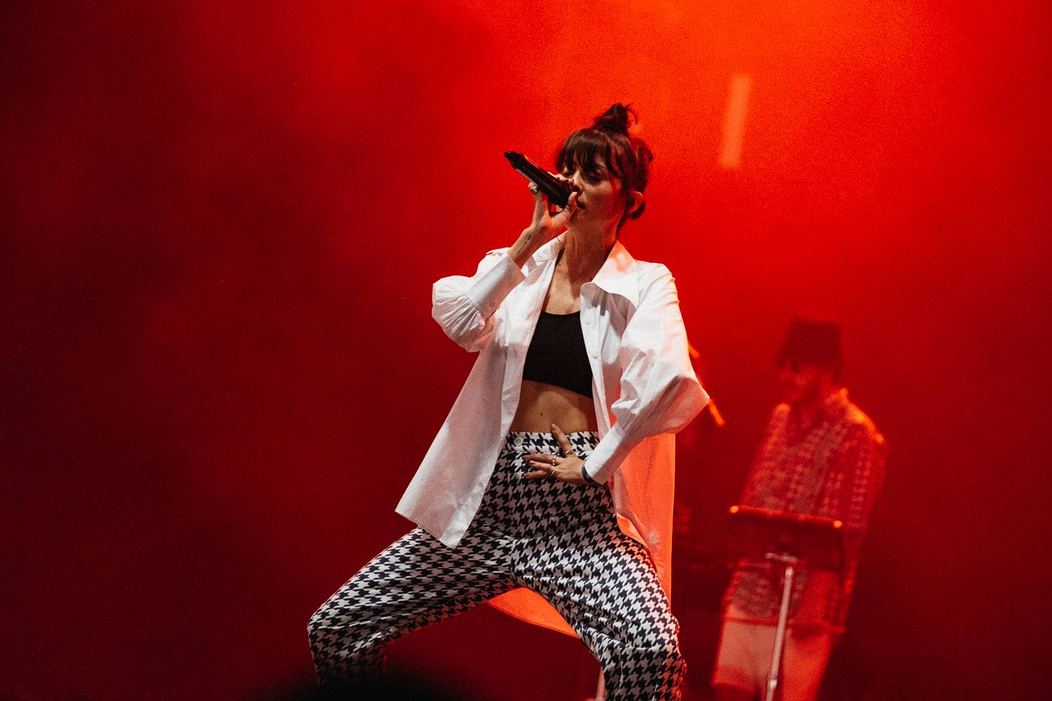 Sziget festival zahájili Dua Lipa, Nova Twins, Milky Chance i Remi Wolf