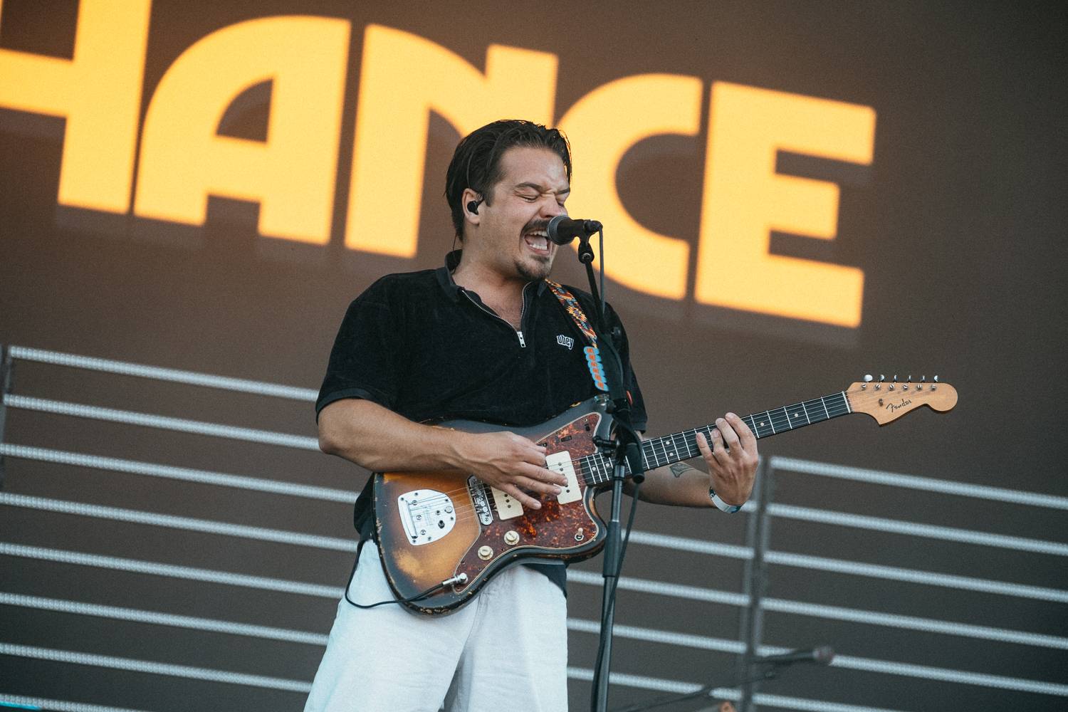 Sziget festival zahájili Dua Lipa, Nova Twins, Milky Chance i Remi Wolf