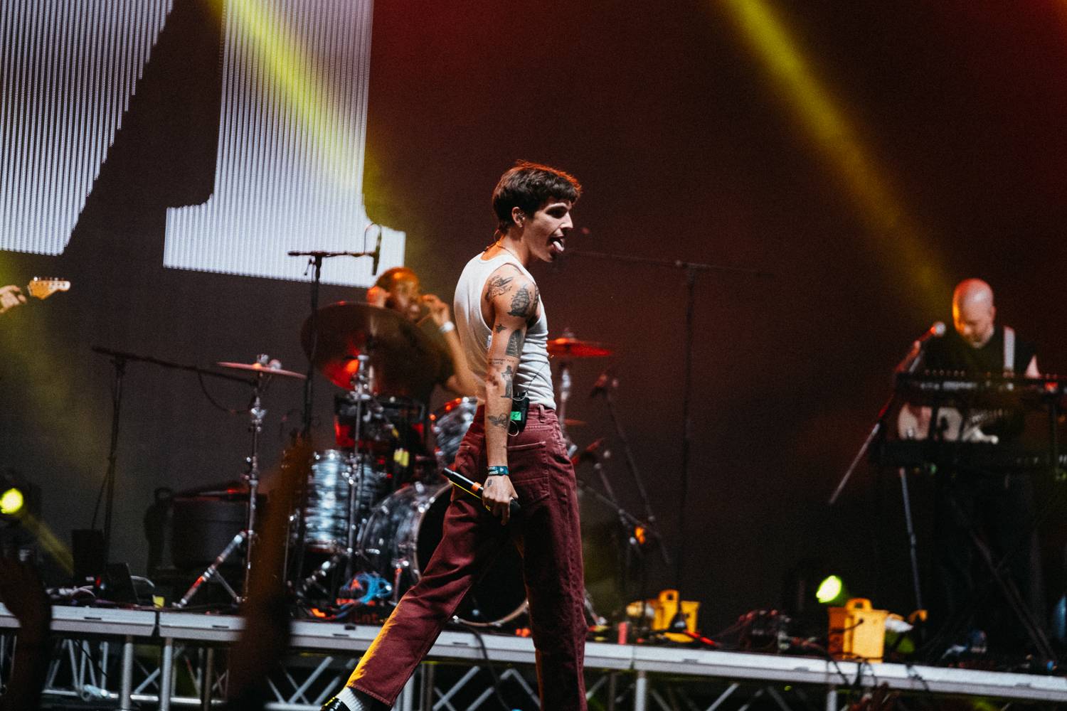 Sziget festival zahájili Dua Lipa, Nova Twins, Milky Chance i Remi Wolf