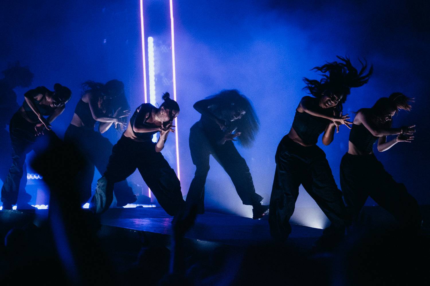 Sziget festival zahájili Dua Lipa, Nova Twins, Milky Chance i Remi Wolf