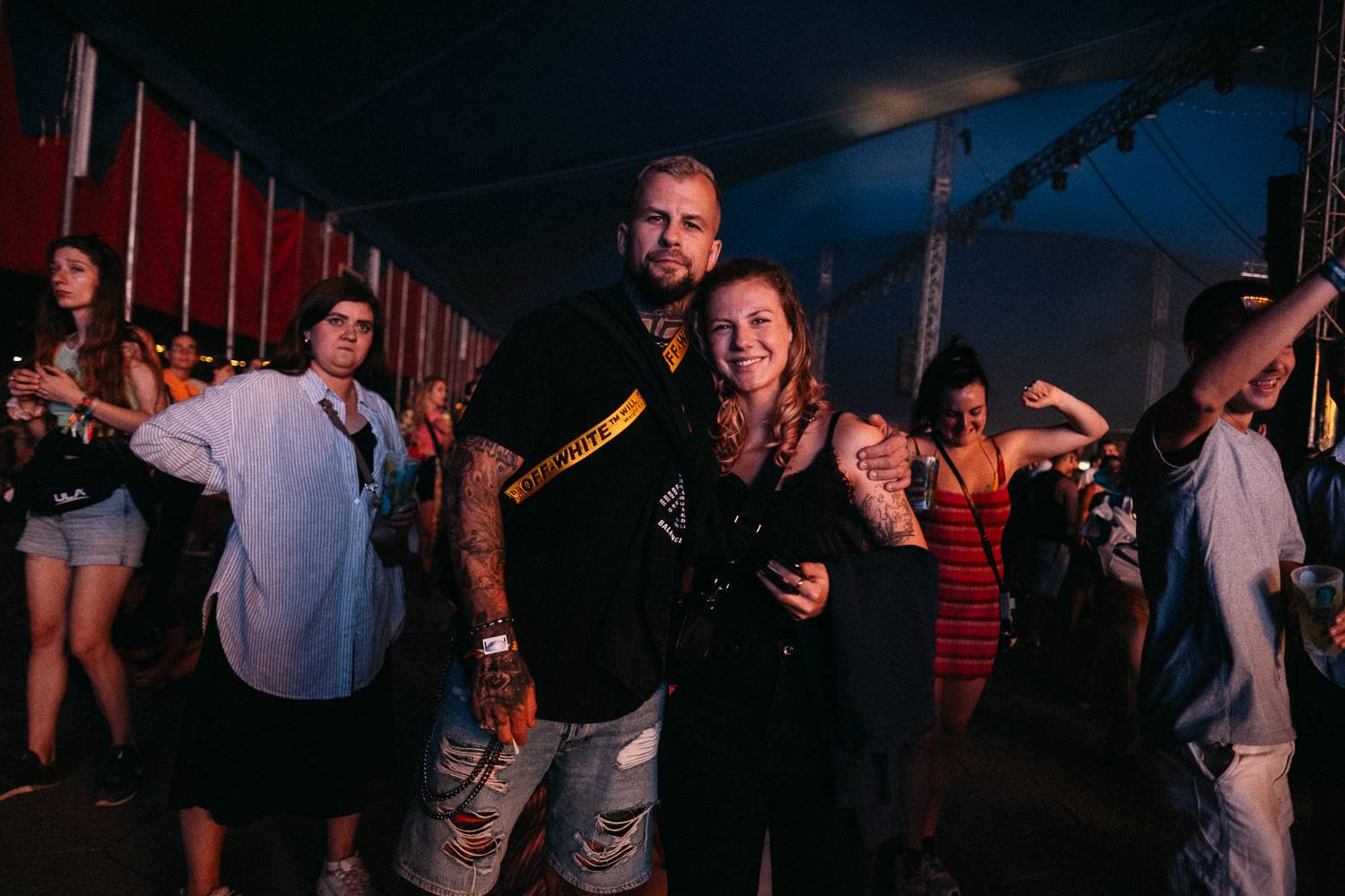 Sziget festival zahájili Dua Lipa, Nova Twins, Milky Chance i Remi Wolf