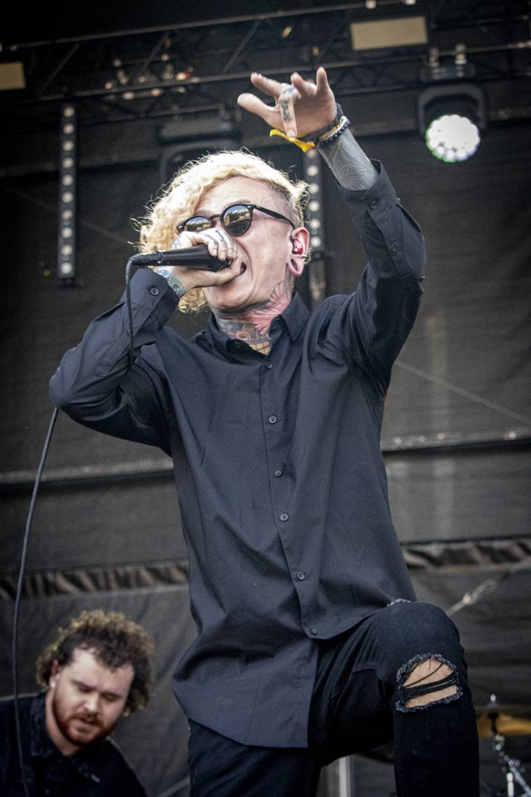 Na Brutal Assault se plavalo nad hlavami a pařilo v kotli. Ukázali se Lorna Shore, Jinjer, Cannibal Corpse nebo Dark Funeral