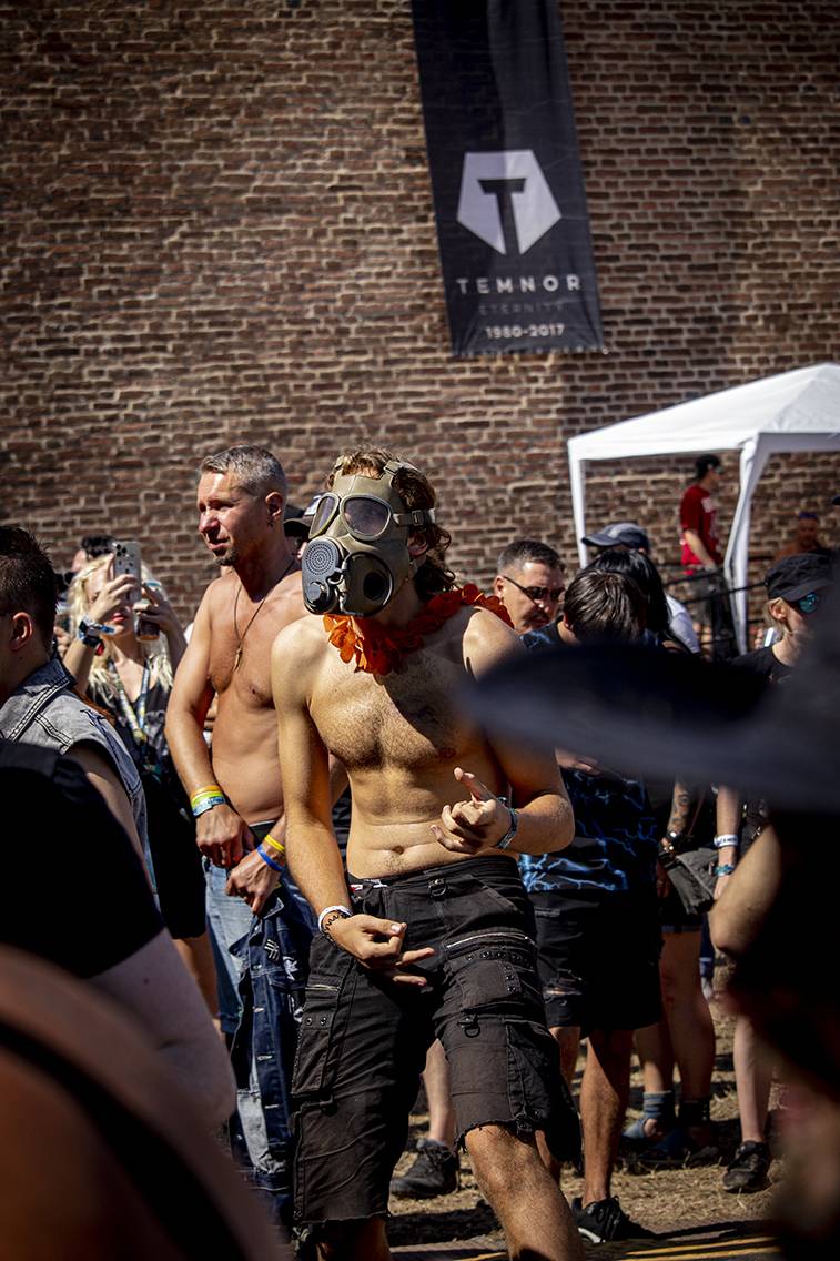 Na Brutal Assault se plavalo nad hlavami a pařilo v kotli. Ukázali se Lorna Shore, Jinjer, Cannibal Corpse nebo Dark Funeral